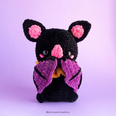 Buffy the Bat amigurumi pattern by Lemon Yarn Creations