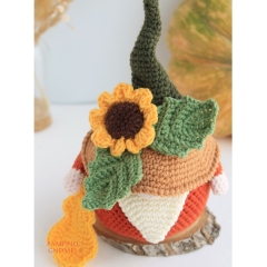 Crochet Pumpkin Gnome pattern amigurumi by PamPino Gnomes