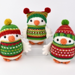 Snowbirds amigurumi by Janine Holmes at Moji-Moji Design