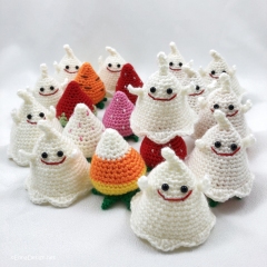 Halloween Strawberry Ghost  amigurumi pattern by Emi Kanesada (Enna Design)