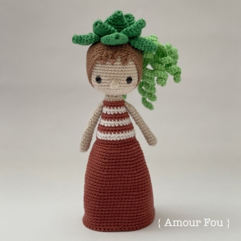 Flora, the Succulent amigurumi pattern by Amour Fou