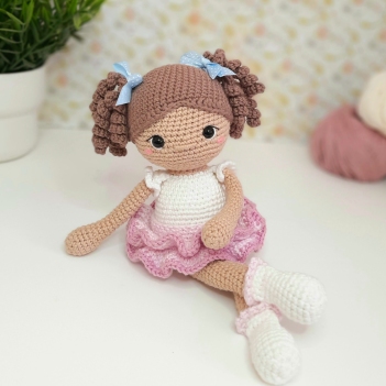 Amelia amigurumi pattern by Sarah's Hooks & Loops