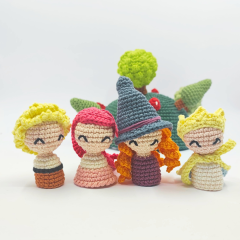 Reversible toy with finger puppets amigurumi pattern by yarnacadabra