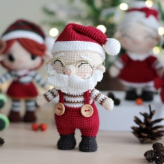 Santa Claus amigurumi pattern by Crocheniacs