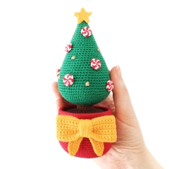 Candy Christmas Tree amigurumi pattern by Stitch by Fay