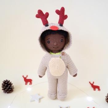 Reggie the Reindeer Doll amigurumi pattern by Smiley Crochet Things