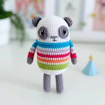 Pip the Panda amigurumi pattern by Sarah's Hooks & Loops