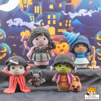 MiniBie - Spooky Season amigurumi pattern by Noobie On The Hook