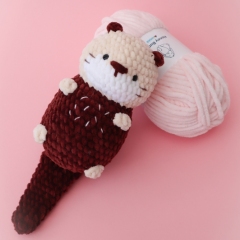 Chubby Otter amigurumi pattern by Lex in Stitches