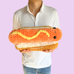Giant Hot Dog amigurumi pattern by Curiouspapaya