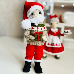Santa Claus and Mrs. Claus amigurumi by Fluffy Tummy