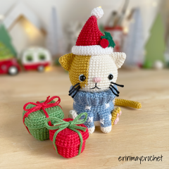Merry Little Cat amigurumi by erinmaycrochet