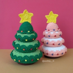 Donut Christmas Tree amigurumi pattern by Audrey Lilian Crochet