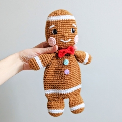 Gingerbread Man Lovey amigurumi by AmiAmore