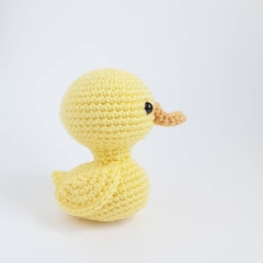 Mini Ducks amigurumi by AmiAmore