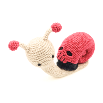 Skull Snail + Snail amigurumi pattern by RoKiKi