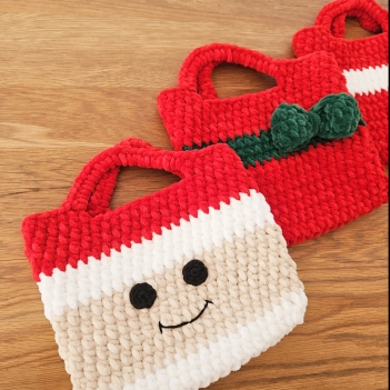 Christmas Bags - Santa and Bow amigurumi pattern