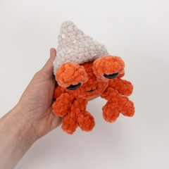 Horatio the Plush Hermit Crab amigurumi pattern by Theresas Crochet Shop
