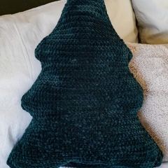 Gregory the christmas tree  amigurumi pattern by Cosmos.crochet.qc