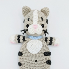 Kitty Cat Lovey amigurumi pattern by AmiAmore