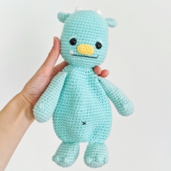 Monster Lovey amigurumi by AmiAmore