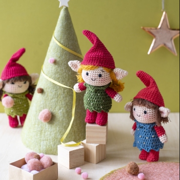 The Christmas Elf Girl amigurumi pattern by Khuc Cay