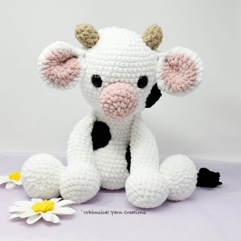 Lola the Cow amigurumi pattern by Whimsical Yarn Creations