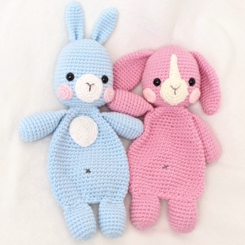Bunny Lovey amigurumi pattern by AmiAmore