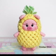 Pineapple pig amigurumi by VenelopaTOYS