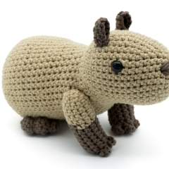 Capybara amigurumi pattern by MevvSan