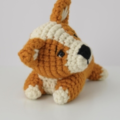 Milo the Baby Corgi amigurumi pattern by Elisas Crochet