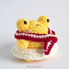 Eggo Froggo amigurumi by Lemon Yarn Creations