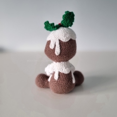 Podge the Christmas Pudding amigurumi pattern by LittleEllies_Handmade