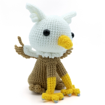 Griffin amigurumi pattern by MevvSan