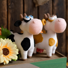 Cow Doris amigurumi by Mommy Patterns