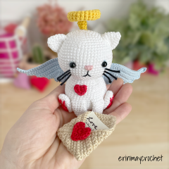 Smitten Little Kitten amigurumi pattern by erinmaycrochet