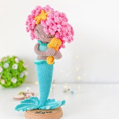 Lyra the Mermaid Dolly amigurumi by One and Two Company