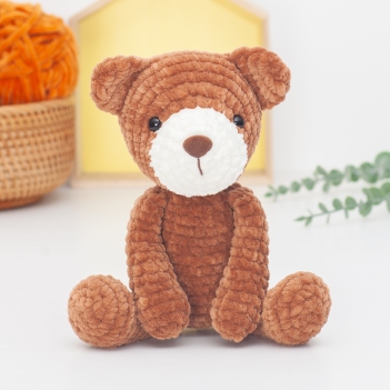 Teddy bear plushie amigurumi pattern by Diminu
