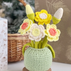 Crochet Spring Flowers in Vase amigurumi pattern by RNata