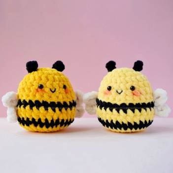 Baby Bee - egg animals amigurumi pattern by Khuc Cay