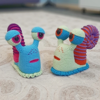 Snail amigurumi pattern by Iryna Zubova
