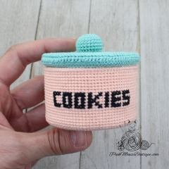 Sugar Cookies in a Cookie Jar amigurumi by Pink Mouse Boutique