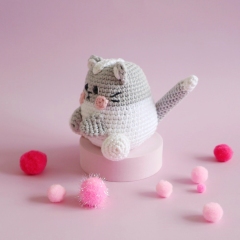 Cleo the Tubby Cat amigurumi pattern by Cara Engwerda