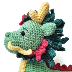 Xinyi the Chinese Dragon amigurumi by Llama Lou Crochet