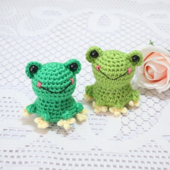 No Sew Frog Amigurumi amigurumi pattern by Little Bamboo Handmade