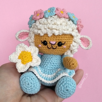 Mimi the Sheep amigurumi pattern by Audrey Lilian Crochet