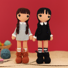 Lisa, doll amigurumi pattern amigurumi by yarnacadabra