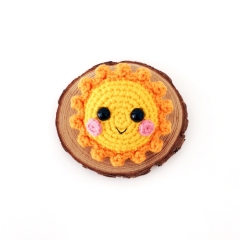 Sun Keychain amigurumi by Stitch by Fay