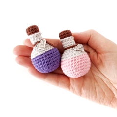 Mini Potion Bottle amigurumi pattern by Stitch by Fay