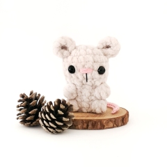 No-Sew Mouse amigurumi pattern by Stitch by Fay